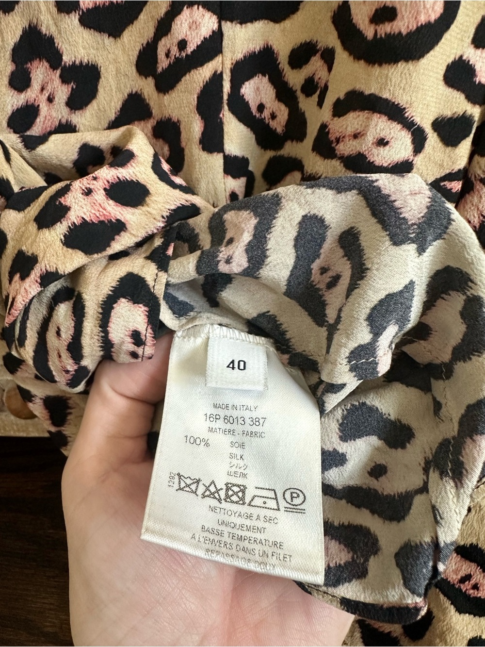 Givenchy Paris 100% Silk Leopard Print Oversized Kimono Blouse Size 40 US 8 - Picture 10 of 10